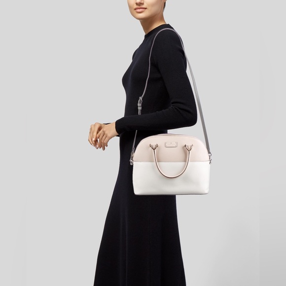 Kate Spade Purse - Picture 1 of 10